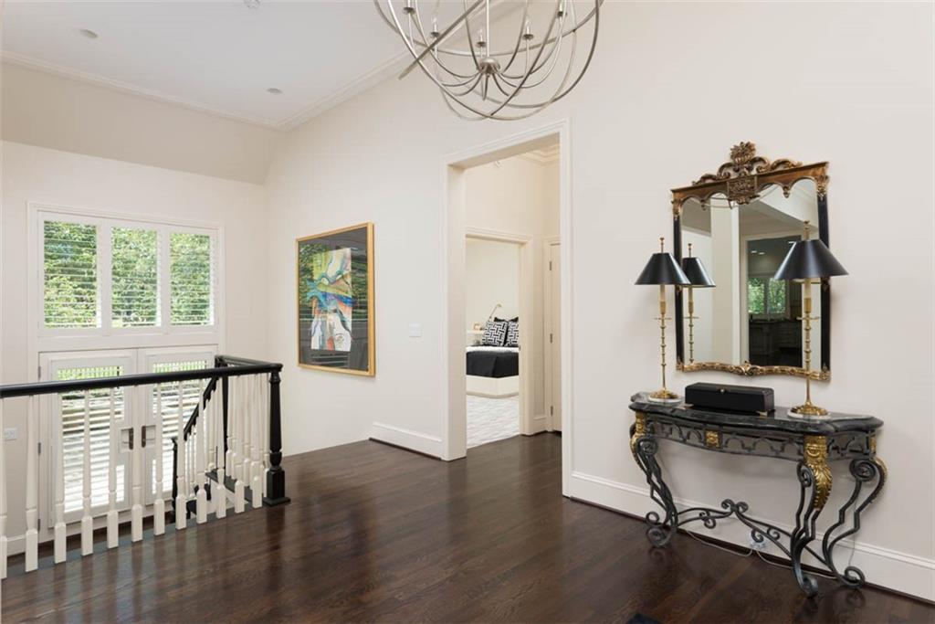 2103 W 116th Street