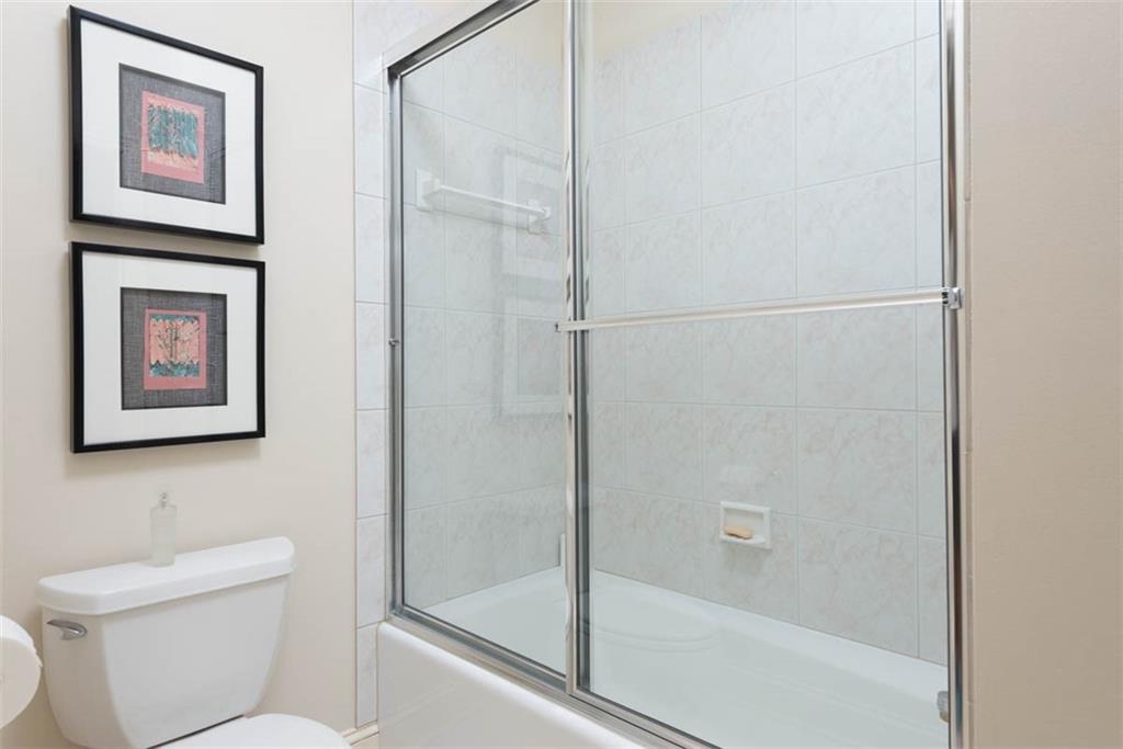 2103 W 116th Street