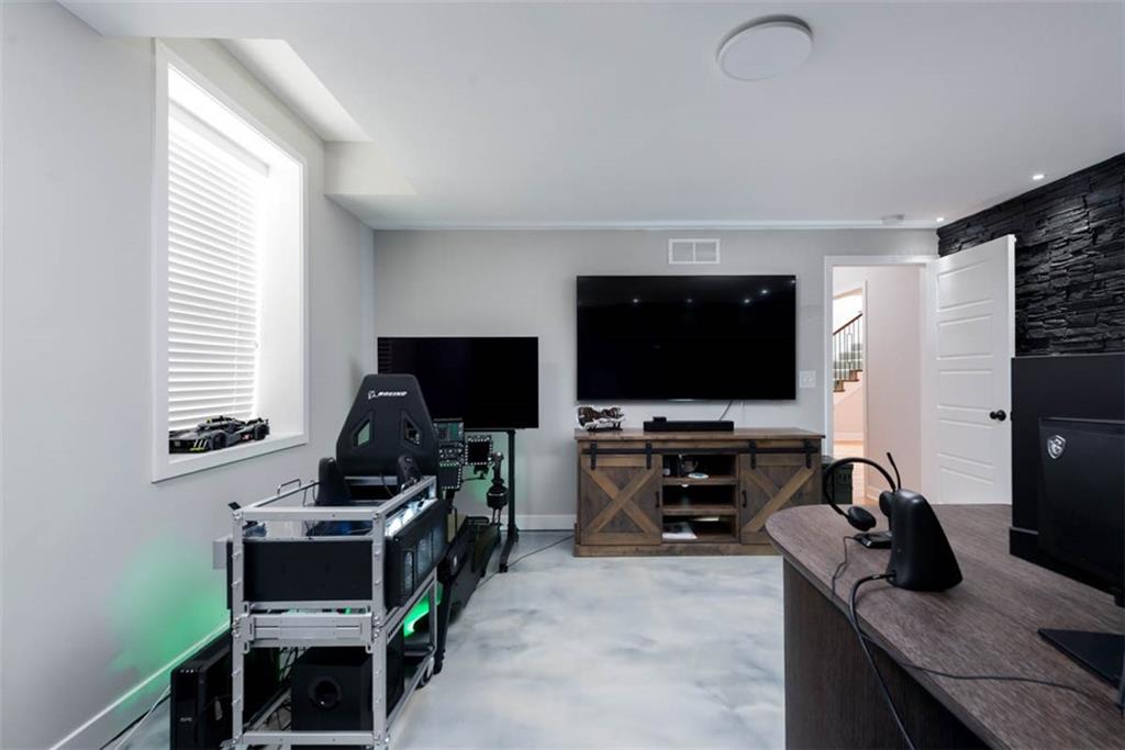 24916 W 75th Place