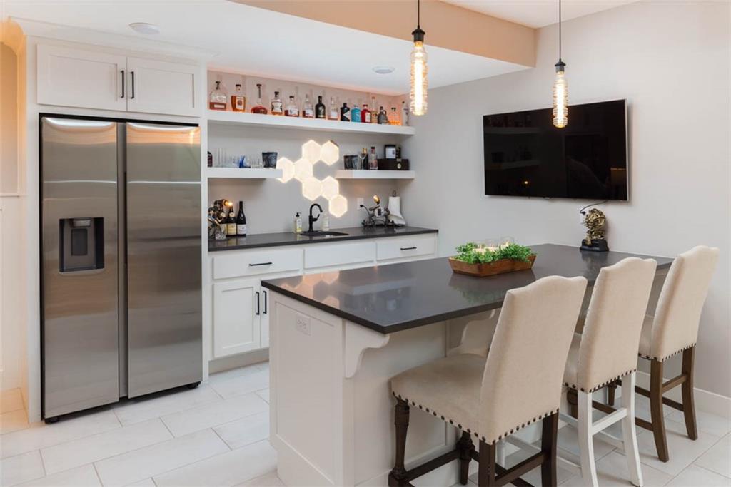 24916 W 75th Place