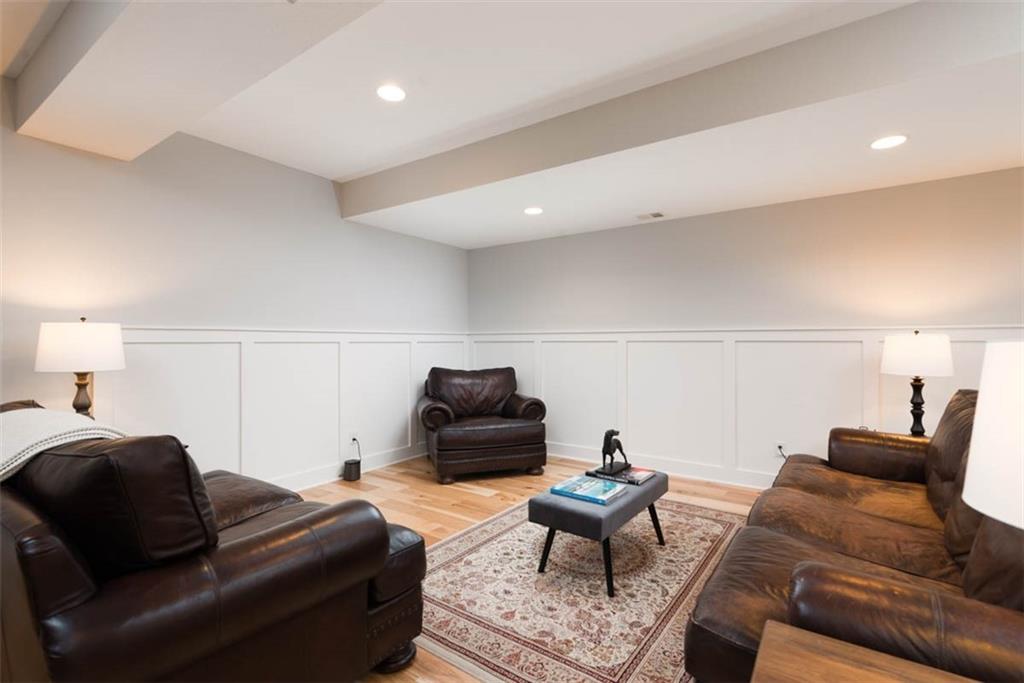 24916 W 75th Place
