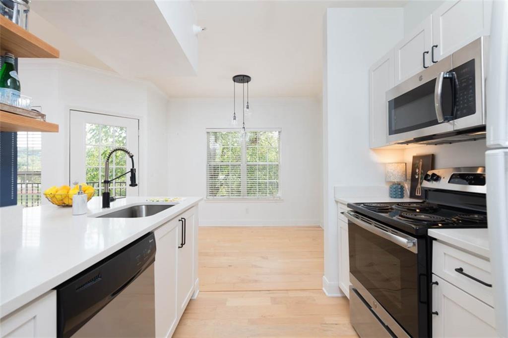 11630 Tomahawk Creek Parkway Unit: E