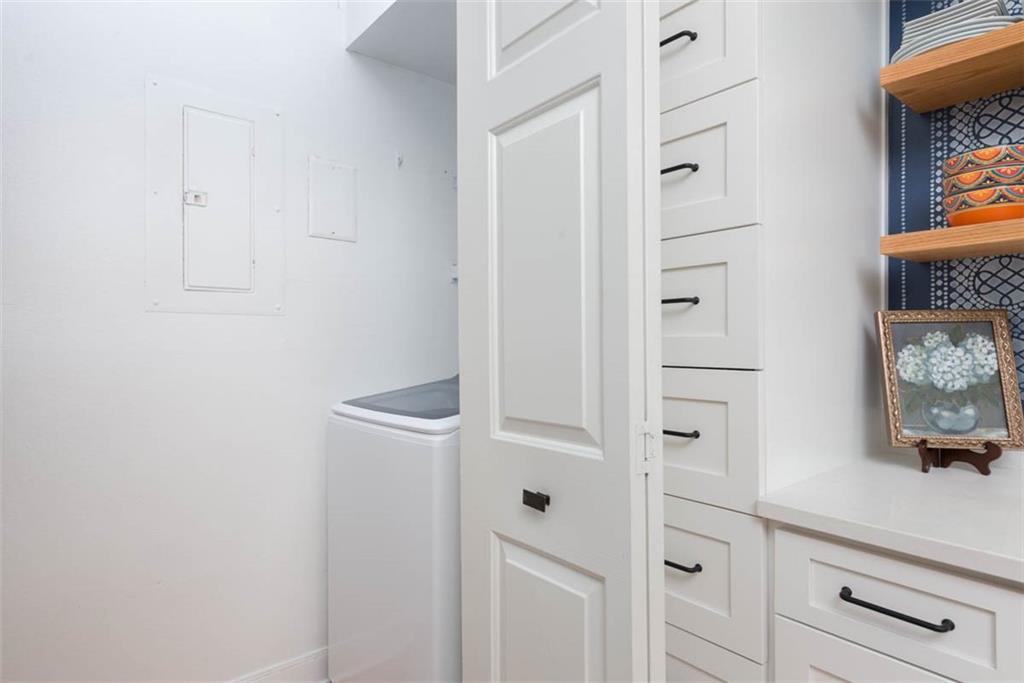 11630 Tomahawk Creek Parkway Unit: E