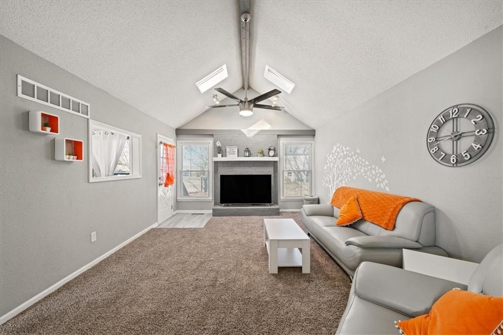 100 NE Keystone Drive