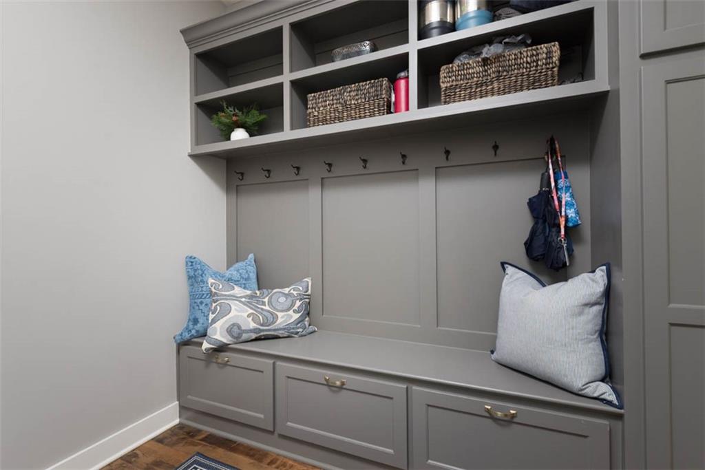 16132 Monrovia Street