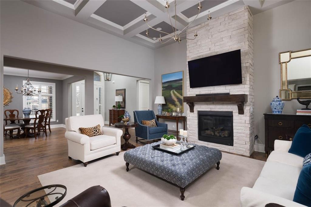 16132 Monrovia Street