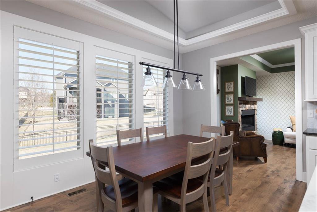 16132 Monrovia Street