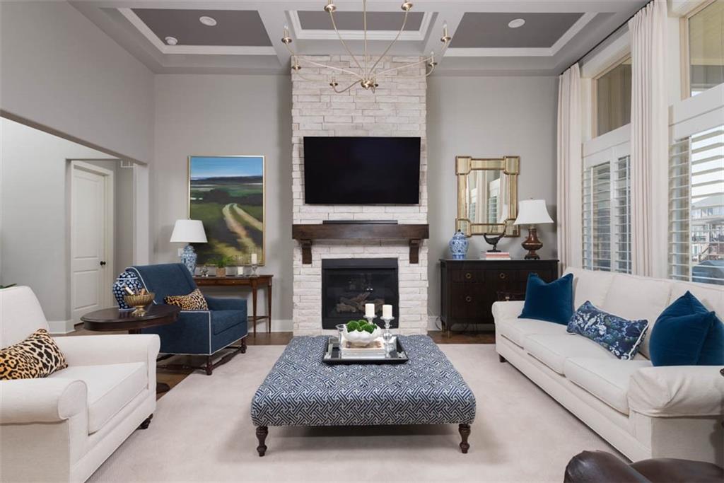 16132 Monrovia Street