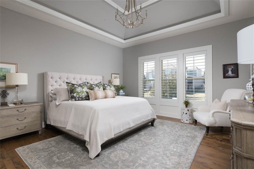 16132 Monrovia Street