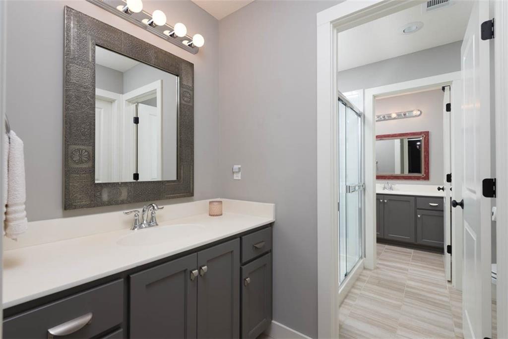 16132 Monrovia Street