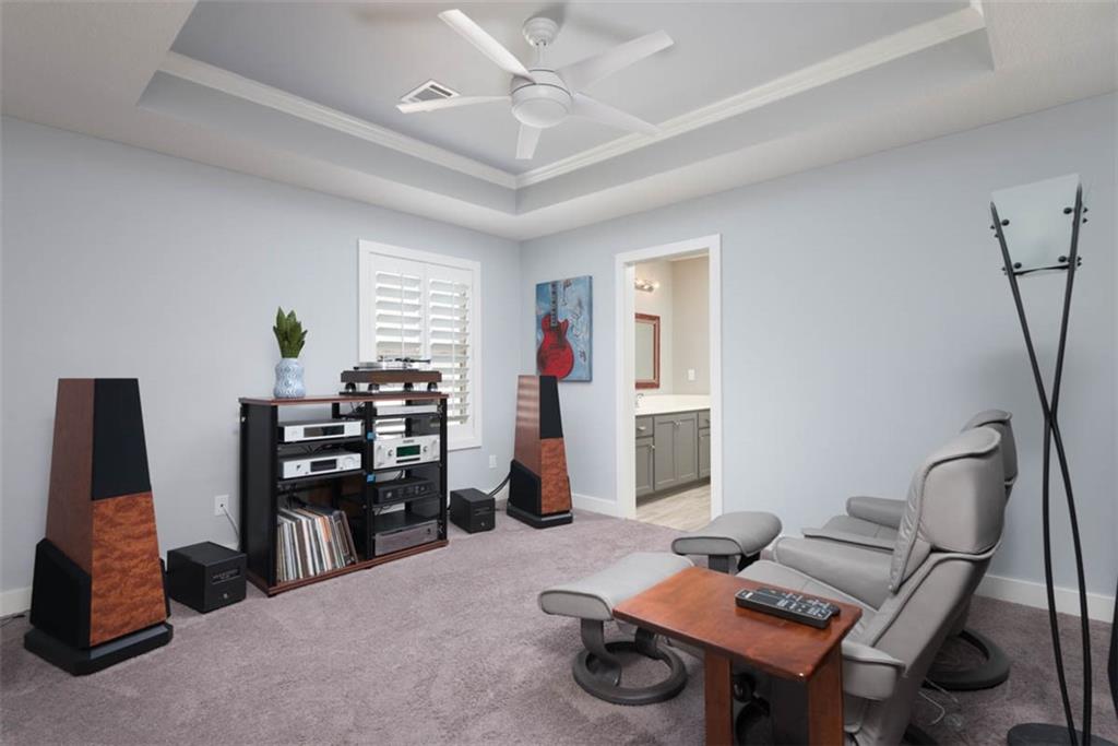 16132 Monrovia Street