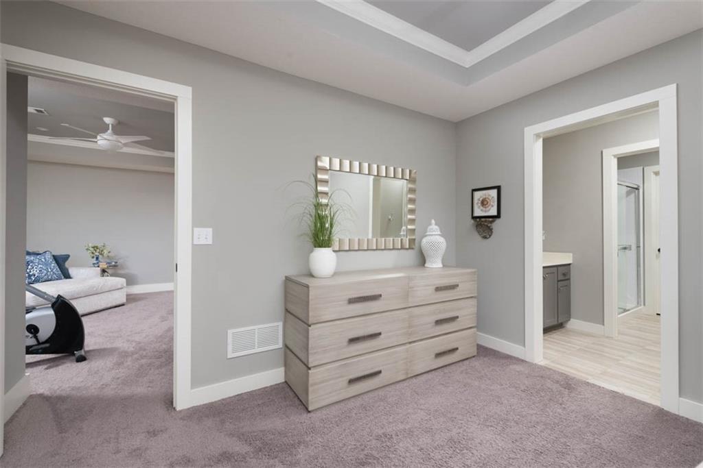 16132 Monrovia Street