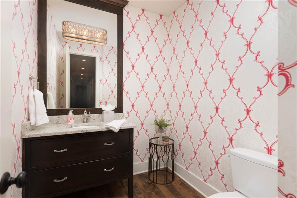 16132 Monrovia Street