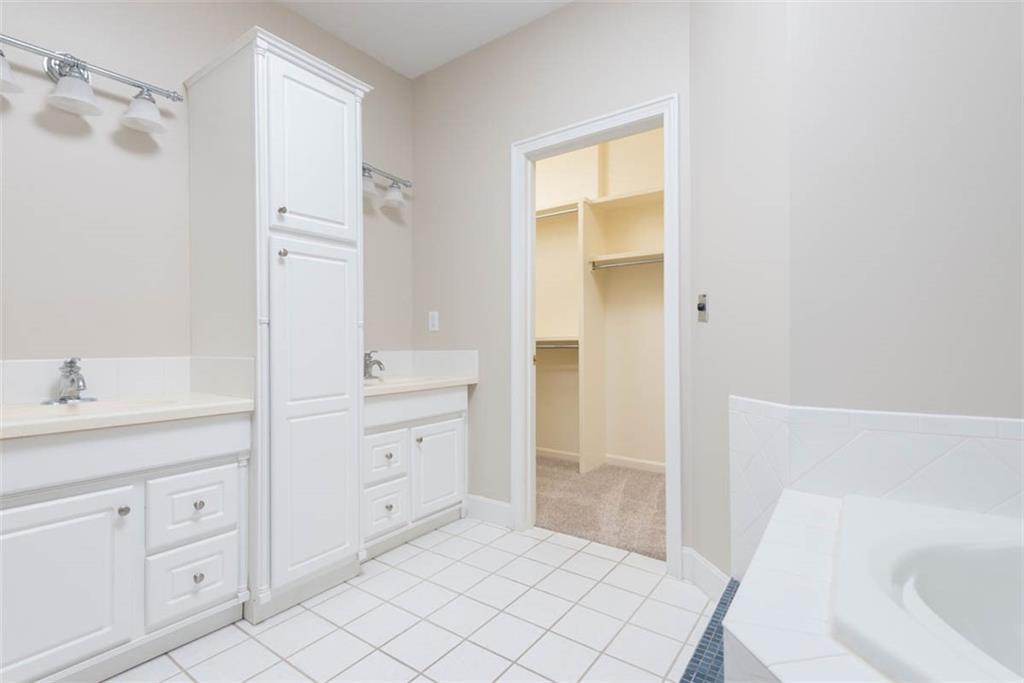 4500 Turnberry Drive