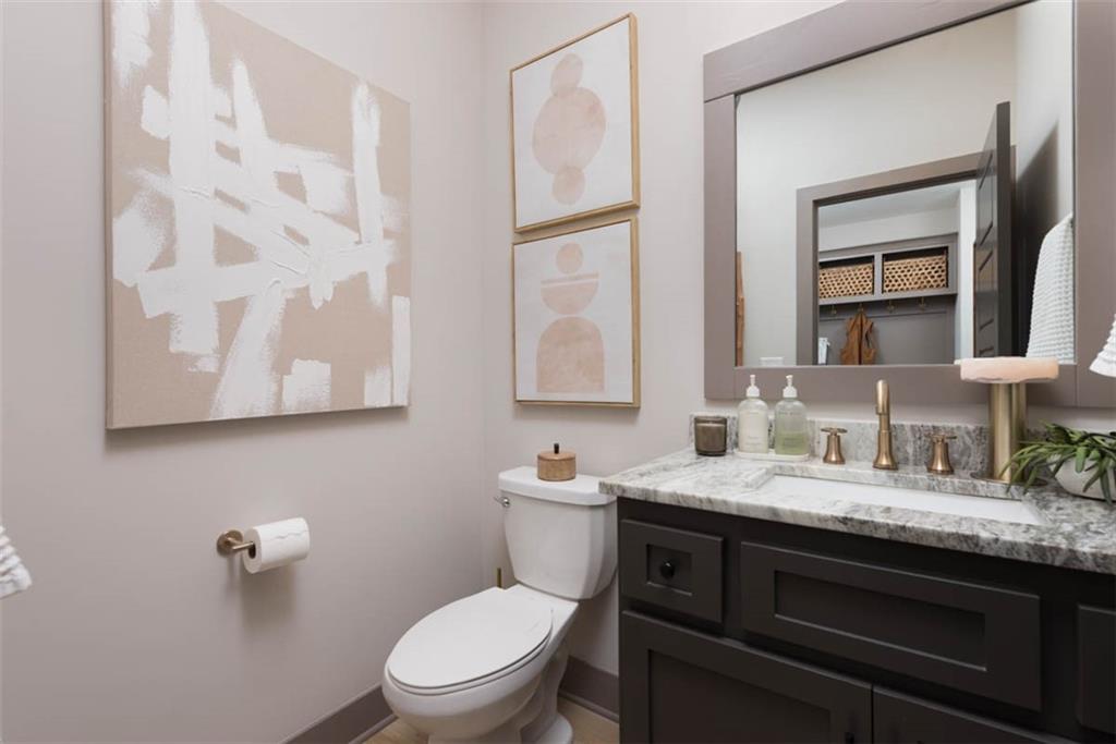 1101 SW Brookside Court