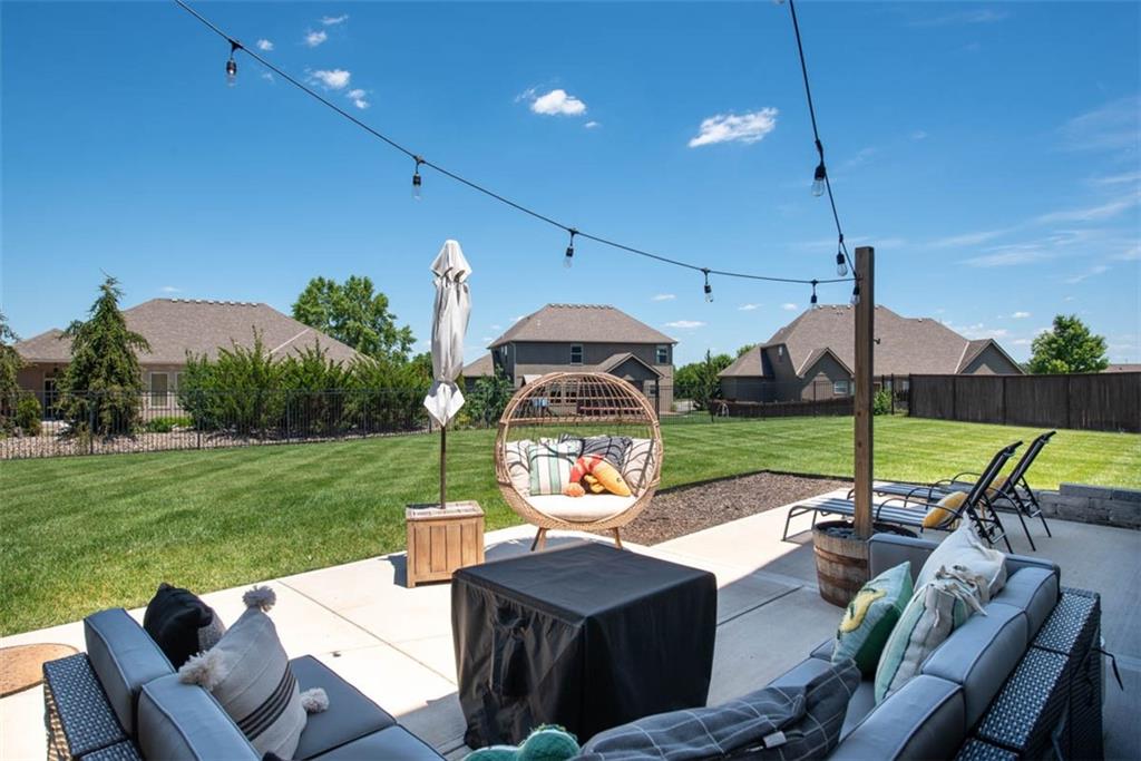 1101 SW Brookside Court