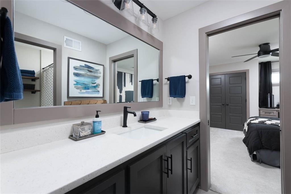 1101 SW Brookside Court