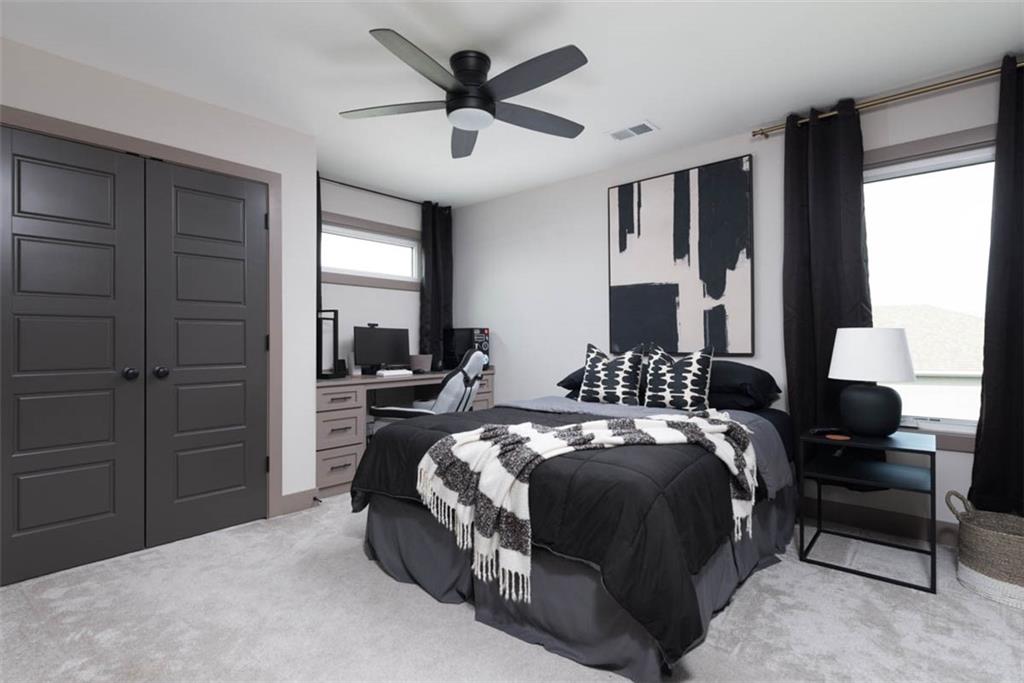 1101 SW Brookside Court