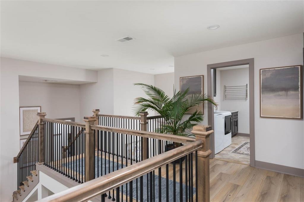 1101 SW Brookside Court