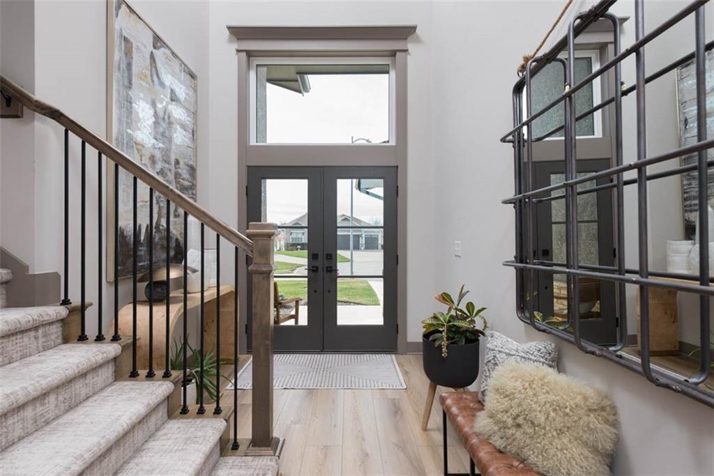 1101 SW Brookside Court