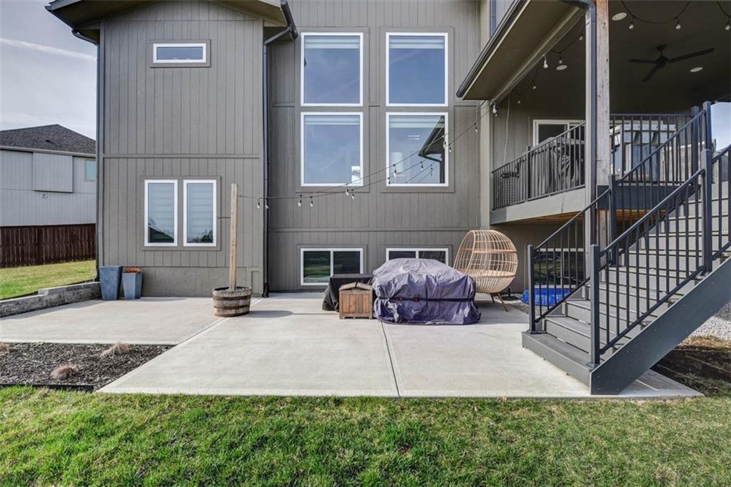 1101 SW Brookside Court