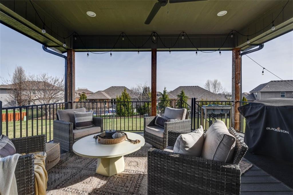 1101 SW Brookside Court