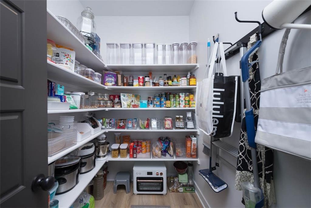 1101 SW Brookside Court