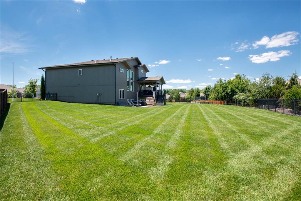 1101 SW Brookside Court