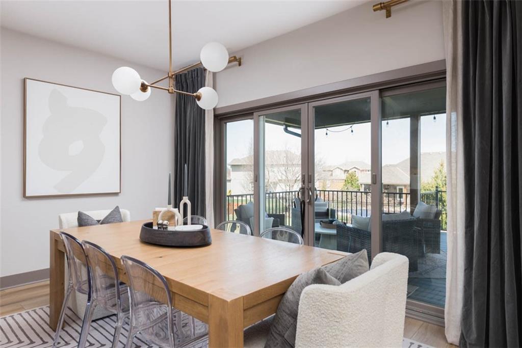 1101 SW Brookside Court