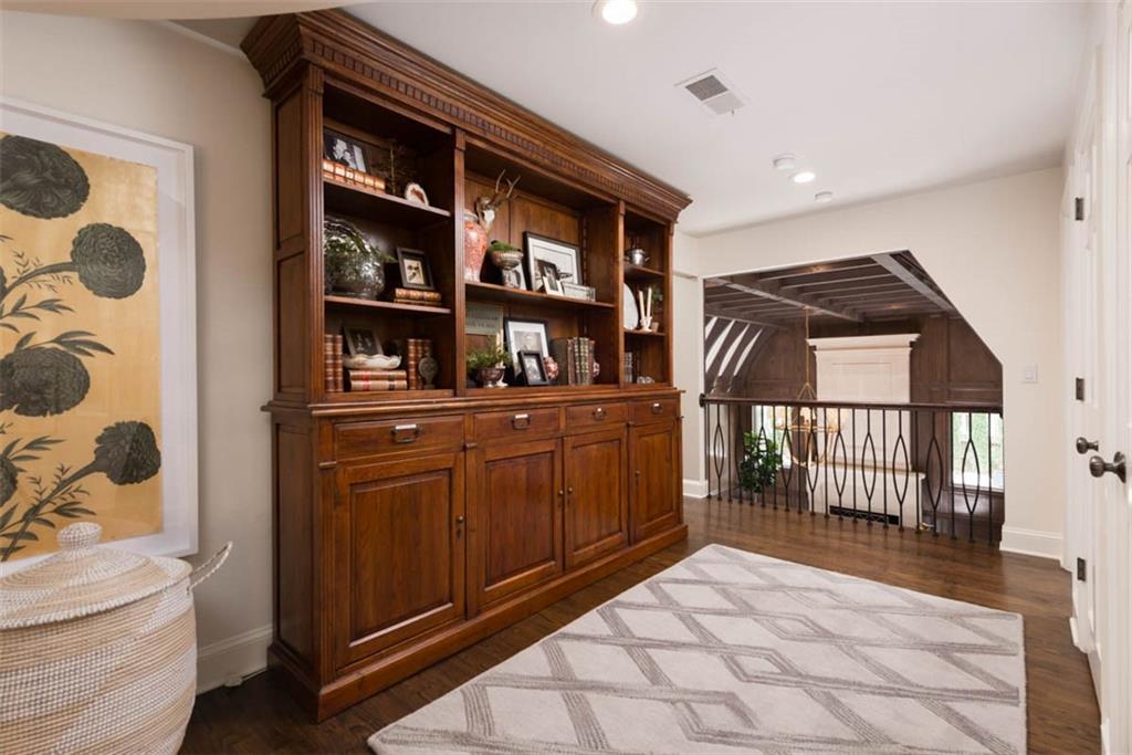8943 Cedar Drive