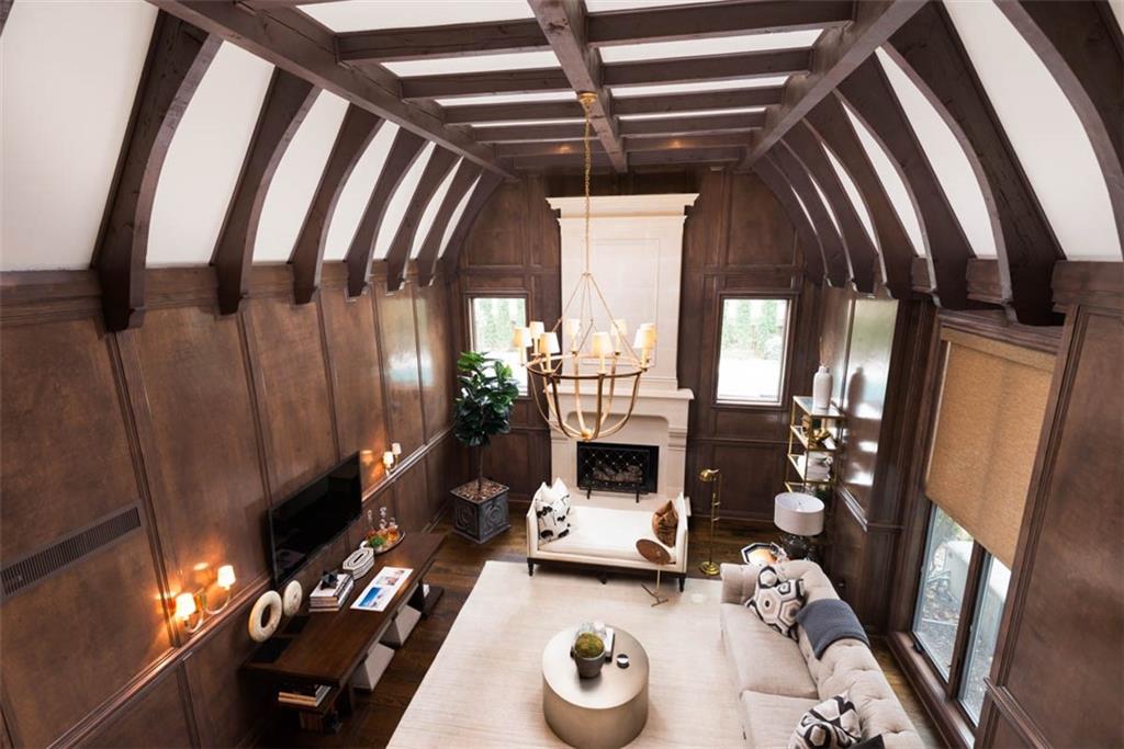 8943 Cedar Drive