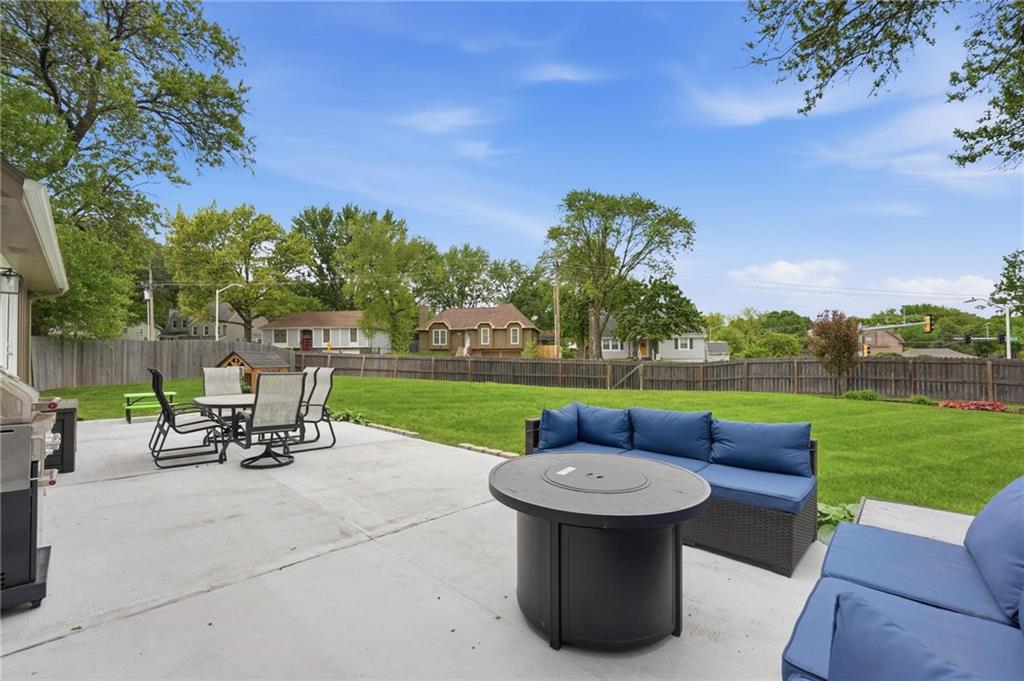 15107 W 83rd Terrace