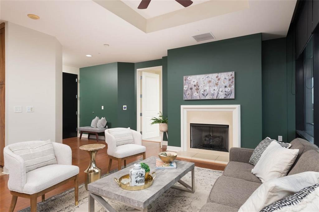 700 W 31st Street Unit: 407