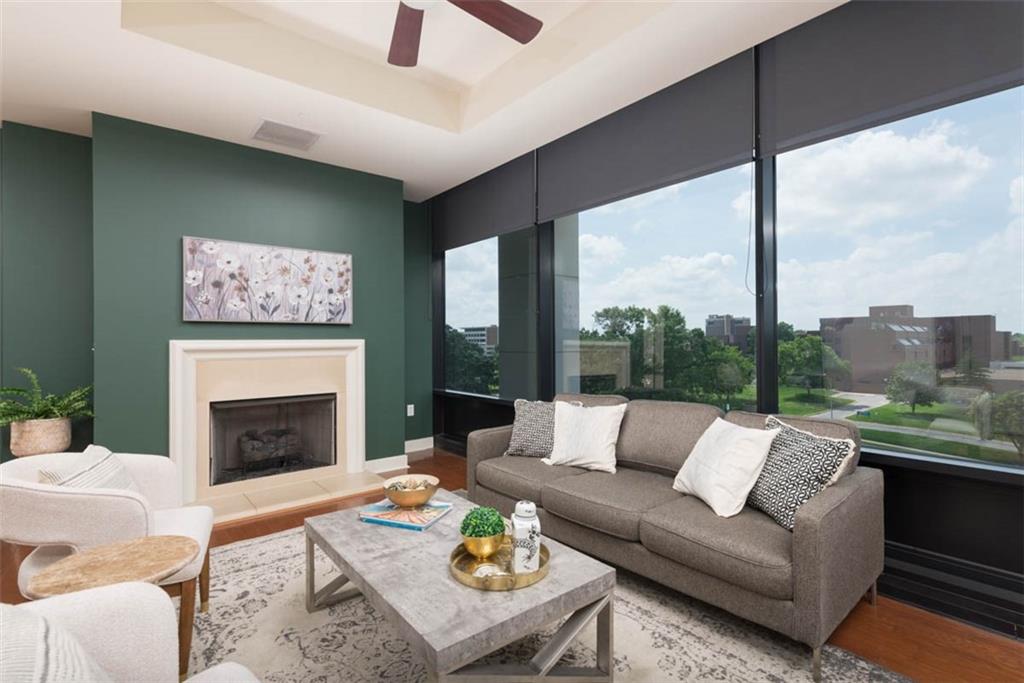 700 W 31st Street Unit: 407