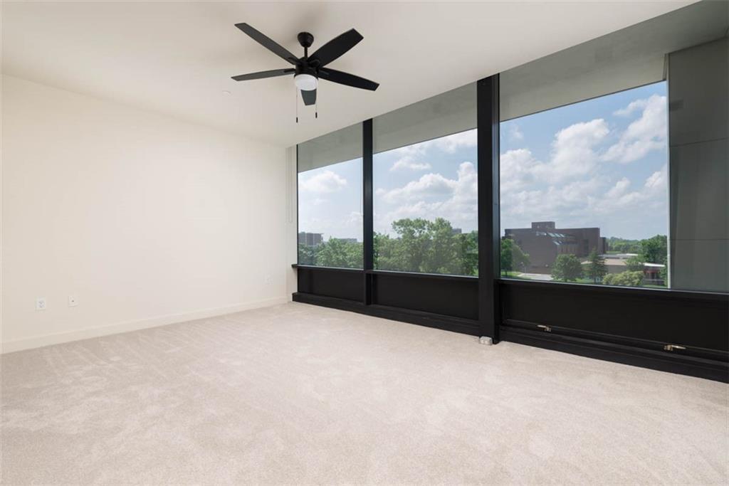 700 W 31st Street Unit: 407