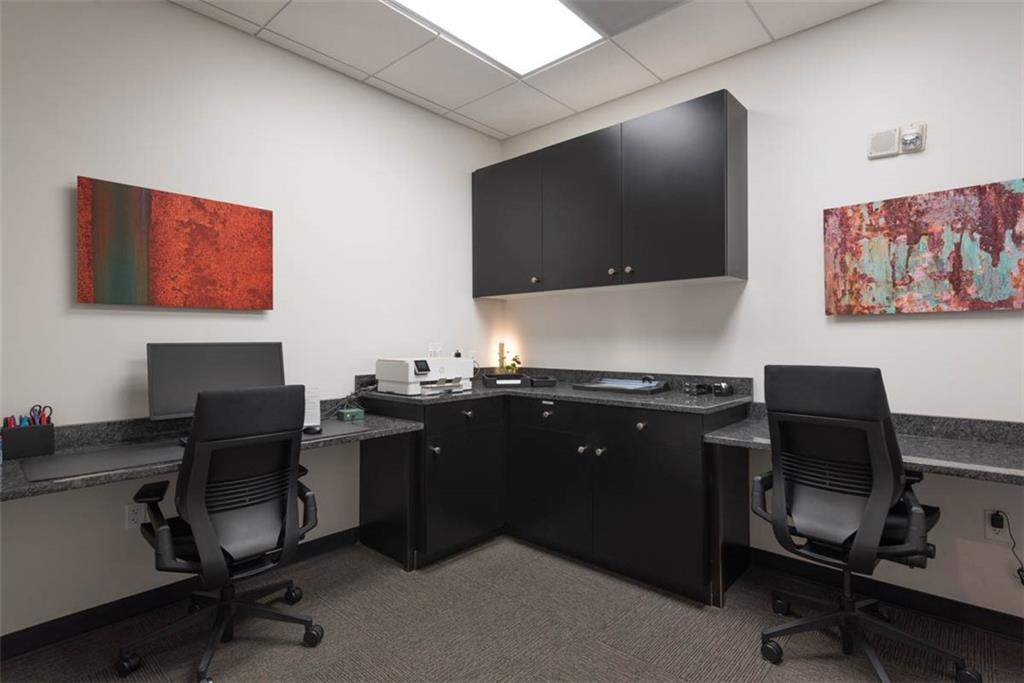 700 W 31st Street Unit: 407
