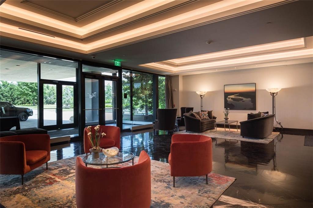 700 W 31st Street Unit: 407