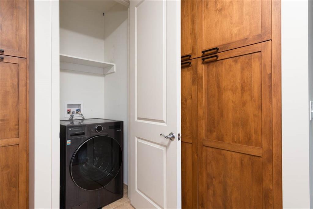 700 W 31st Street Unit: 407