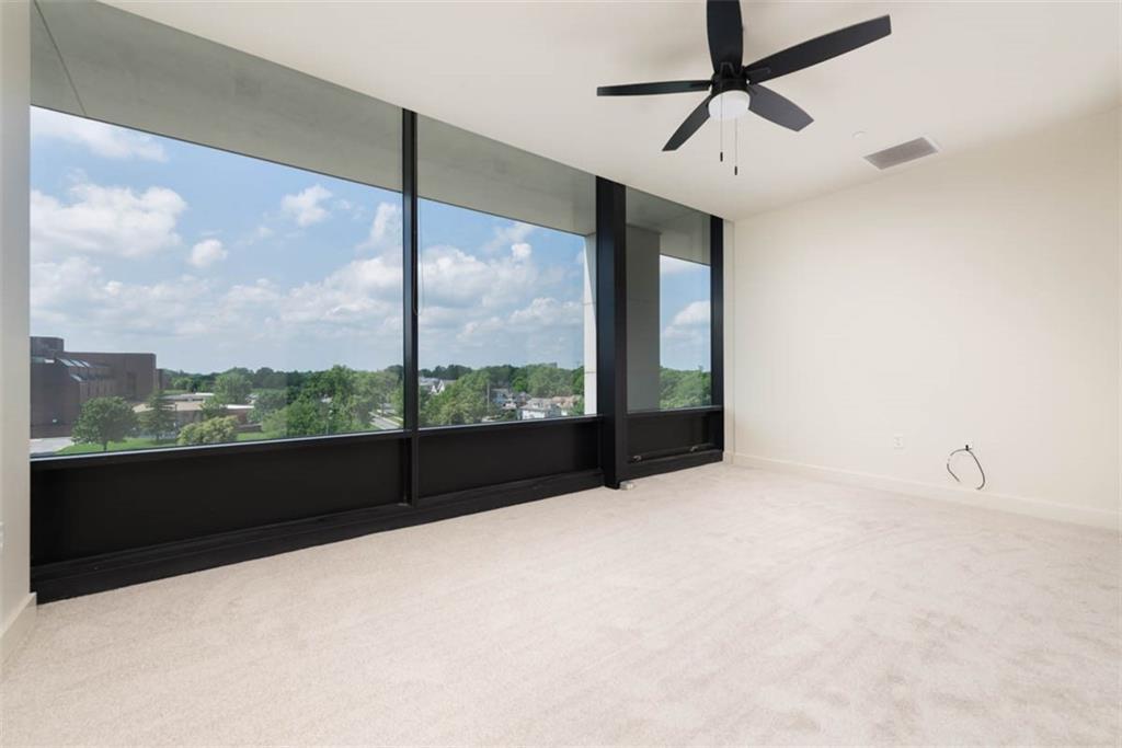 700 W 31st Street Unit: 407