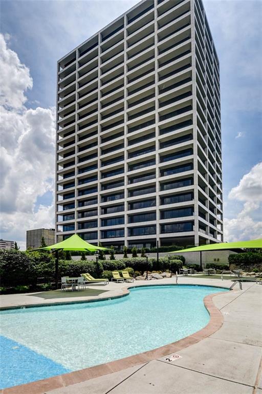 700 W 31st Street Unit: 407