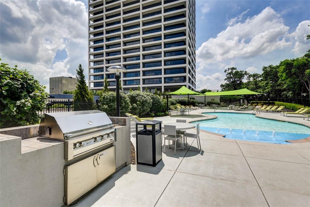 700 W 31st Street Unit: 407