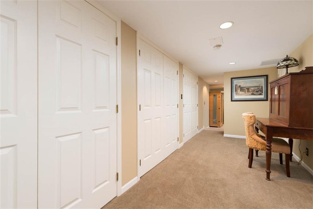 8033 Meadow Lane