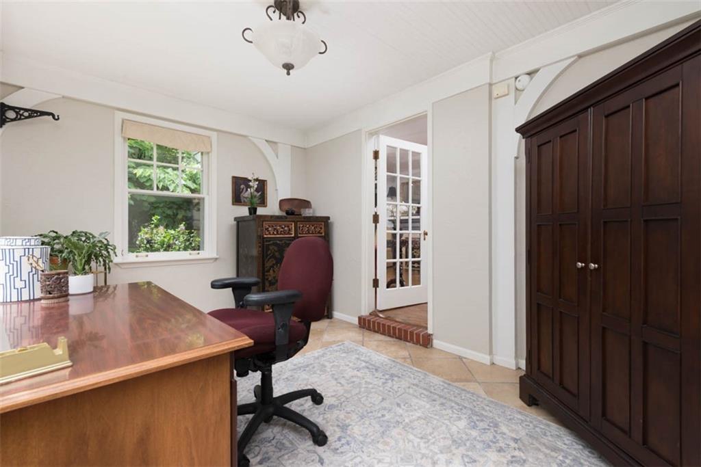 8033 Meadow Lane