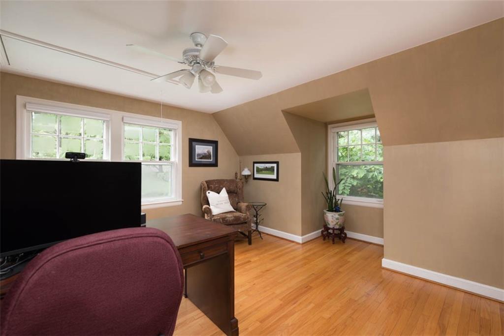 8033 Meadow Lane