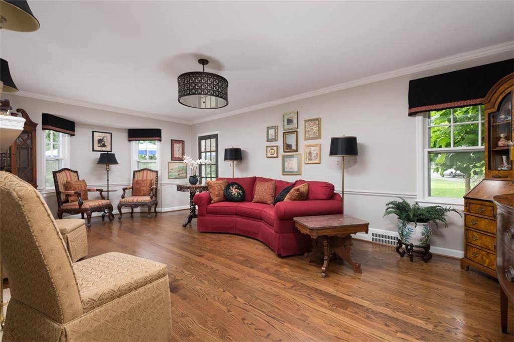 8033 Meadow Lane