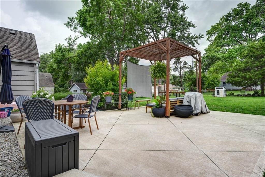 2016 W 83rd Terrace