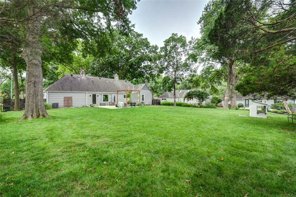 2016 W 83rd Terrace