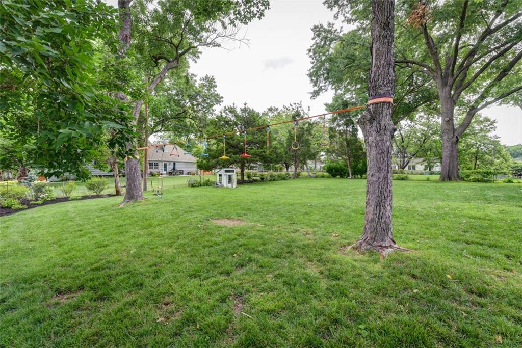 2016 W 83rd Terrace