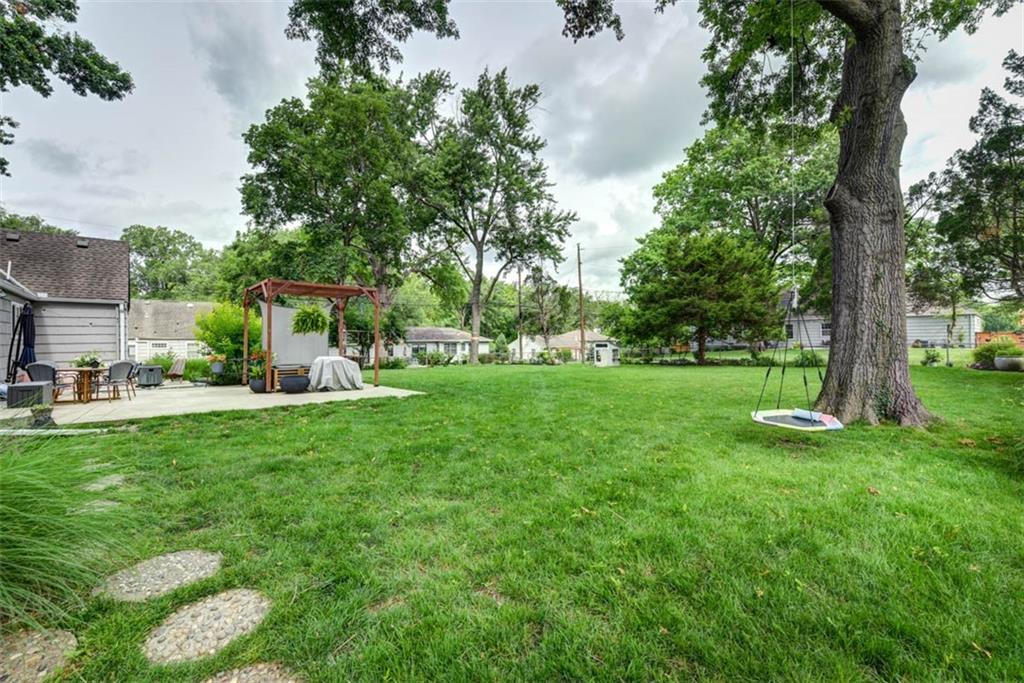 2016 W 83rd Terrace