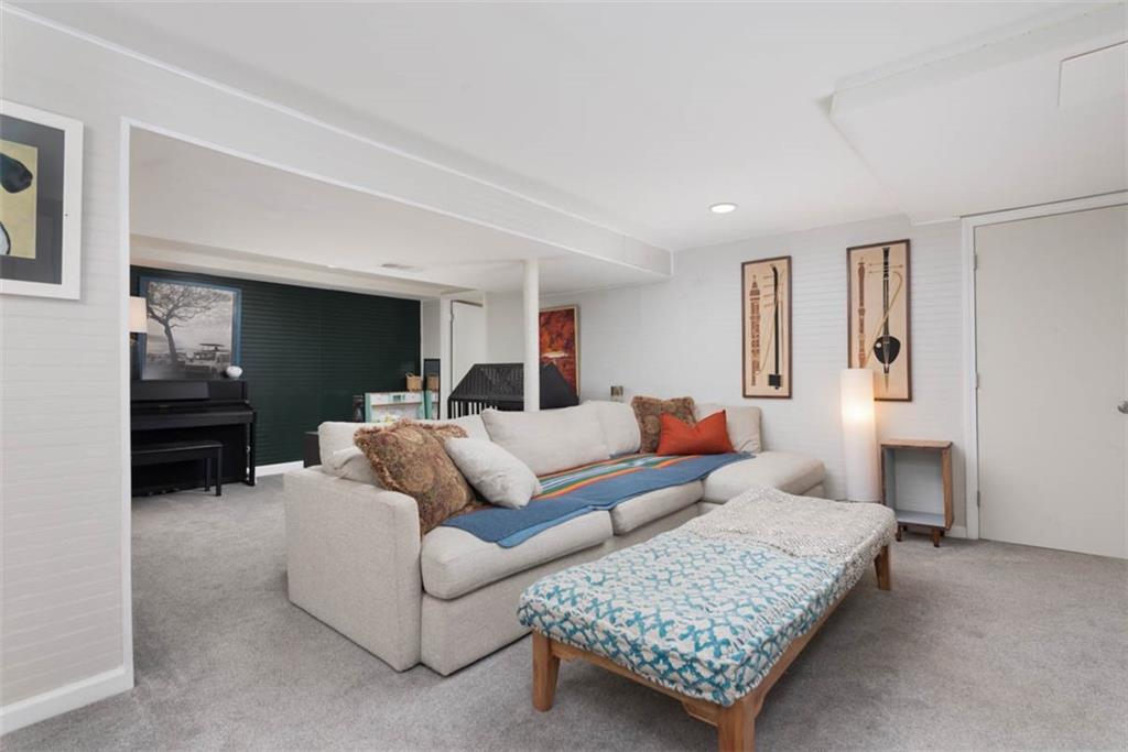 2016 W 83rd Terrace